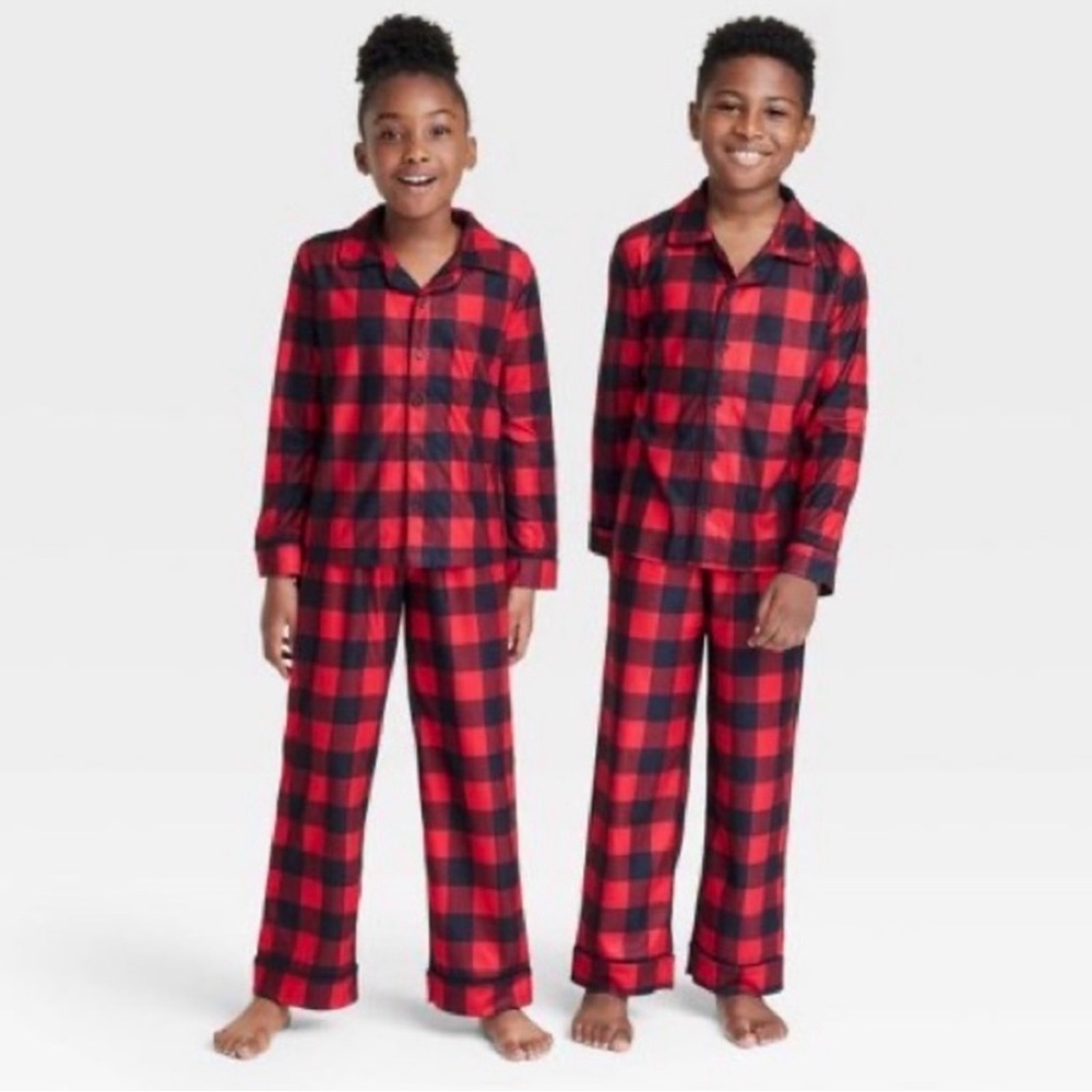 NWT wondershop kids pajamas black and red plaid size 6-7 girl of boy style